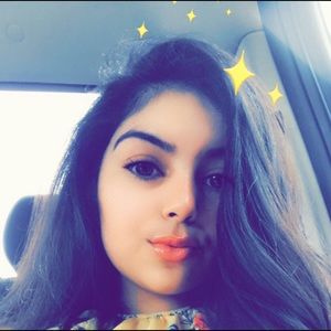 Meet your Posher, Clclarissa